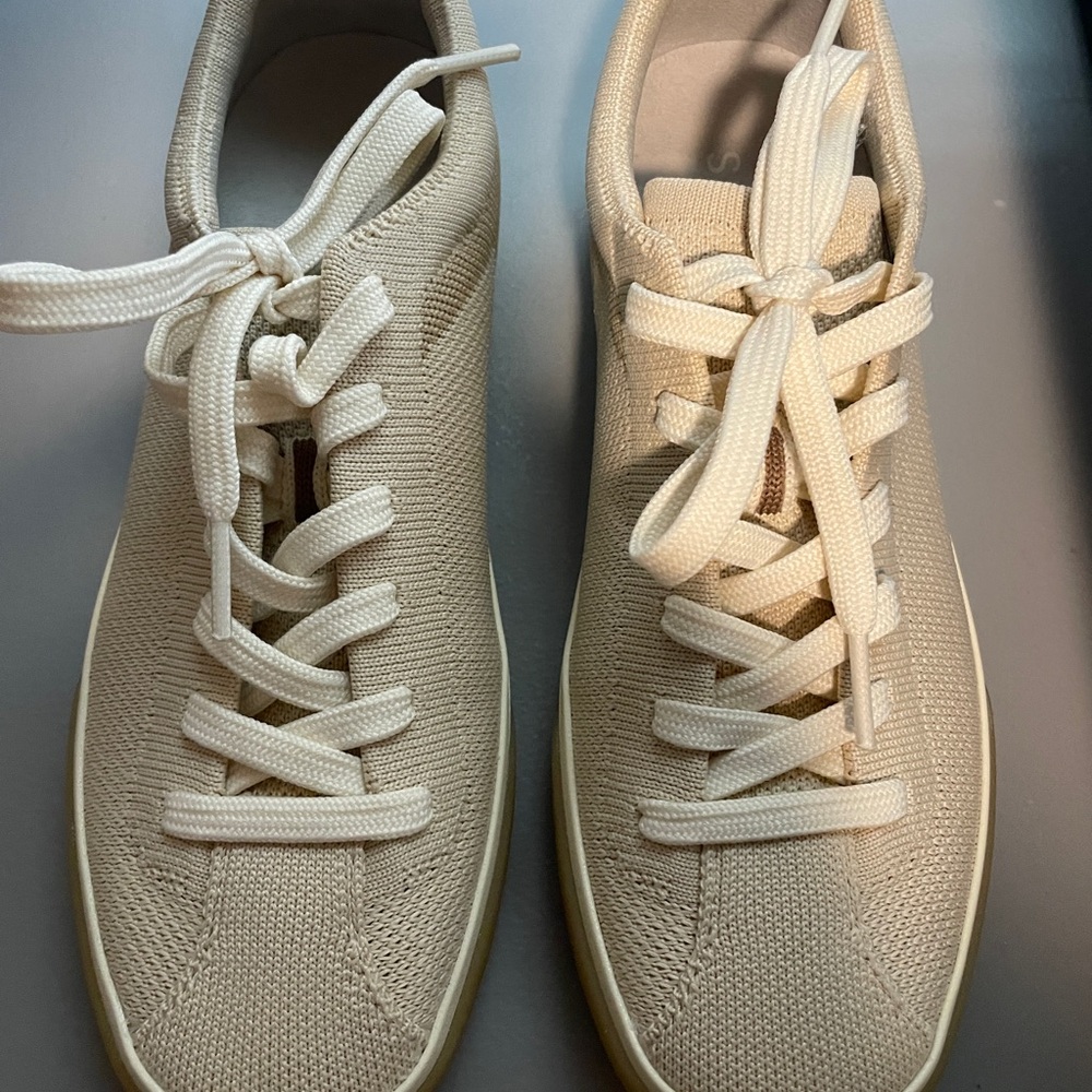 Rothy’s Cream Lace-Up Sneakers